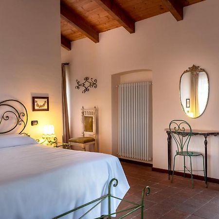 Clavesana Agriturismo San Martino מראה חיצוני תמונה