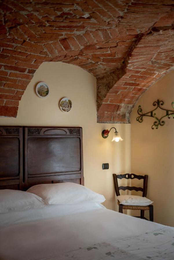 Clavesana Agriturismo San Martino מראה חיצוני תמונה