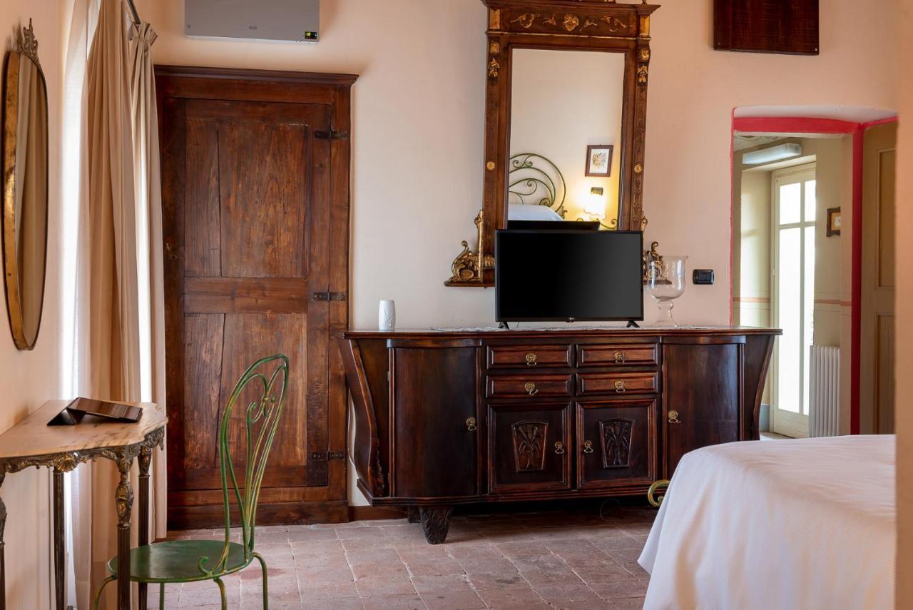 Clavesana Agriturismo San Martino מראה חיצוני תמונה